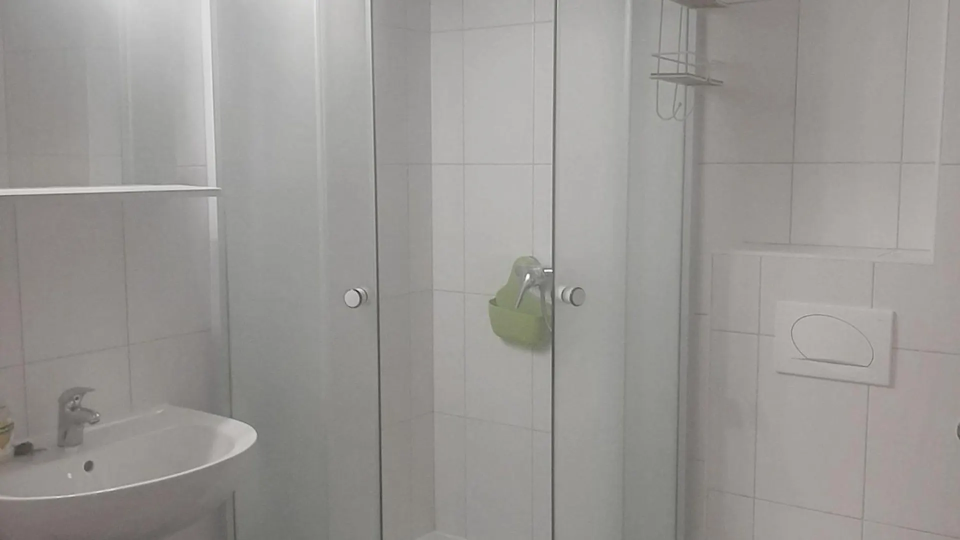 Expansive Ciovo Apartment With Sea-Views, Balcony And Outdoor Dining Trogir