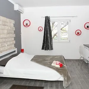  Apartamento & Dijana