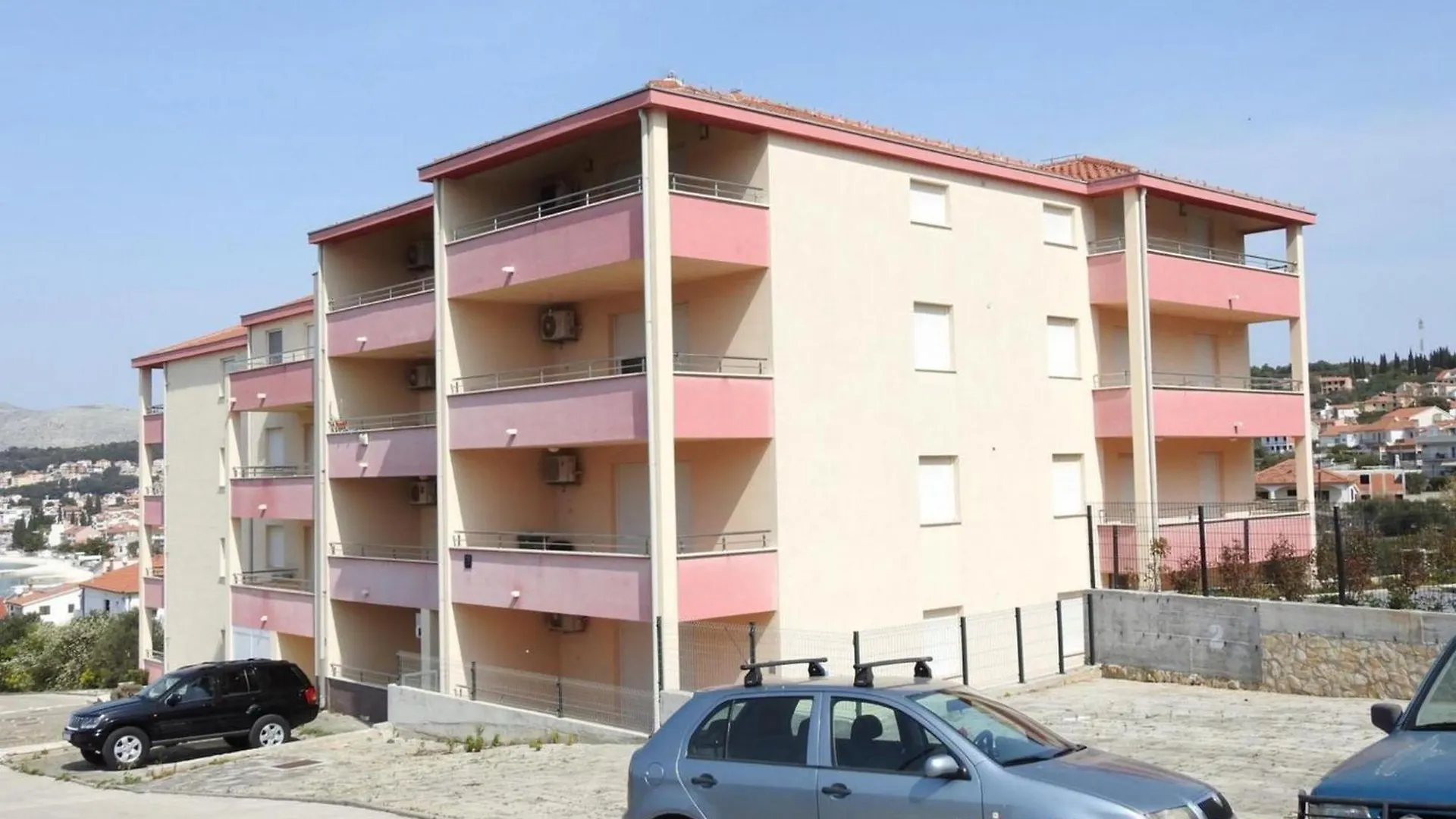 Expansive Ciovo Apartment With Sea-Views, Balcony And Outdoor Dining location
